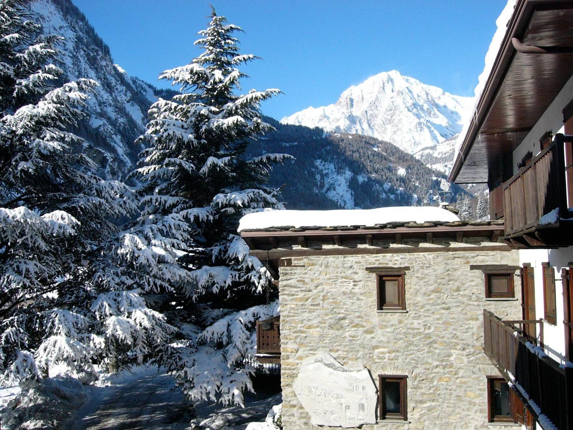 Hameau De Jadis Apartment Pre-Saint-Didier Exterior photo